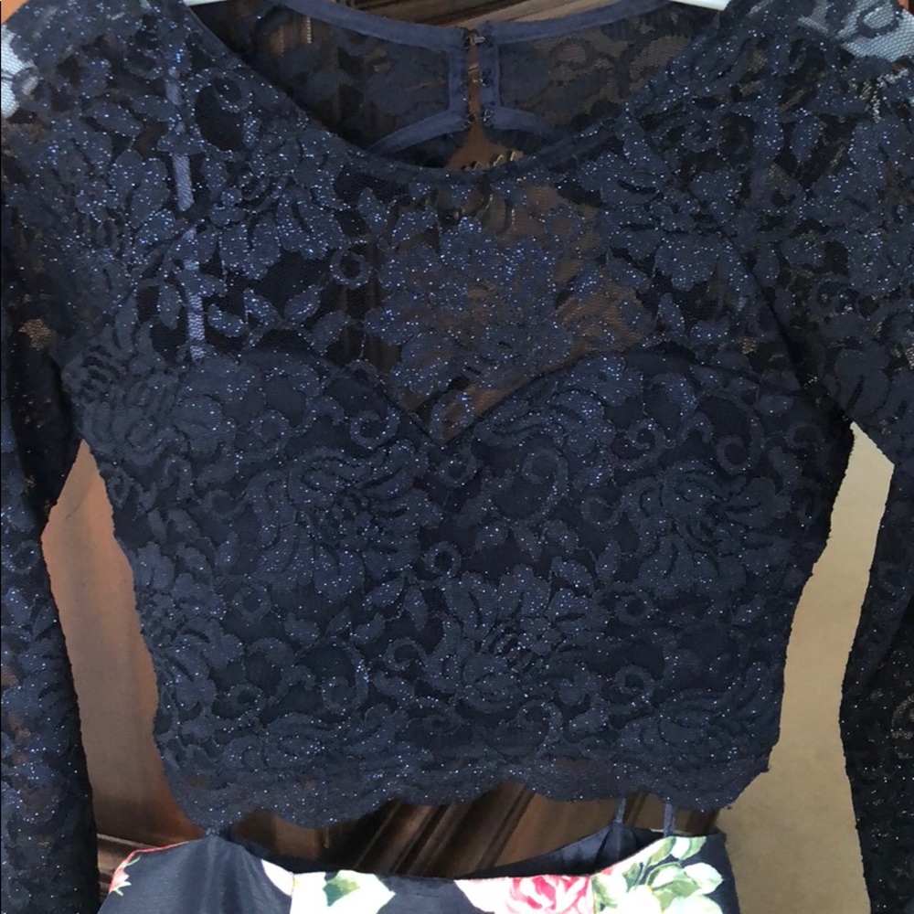 Prom Dress - Picture 2 of 6